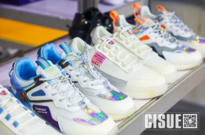 CISUE校園服飾展參展品.png CISUE校園服飾展參展品.png